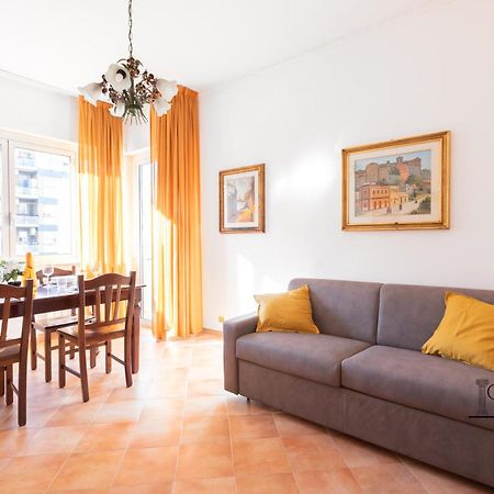 Caput Mundi Rooms - 100Mt To Metro A, Terrace, A-C, 15 Min To Center Rome Buitenkant foto