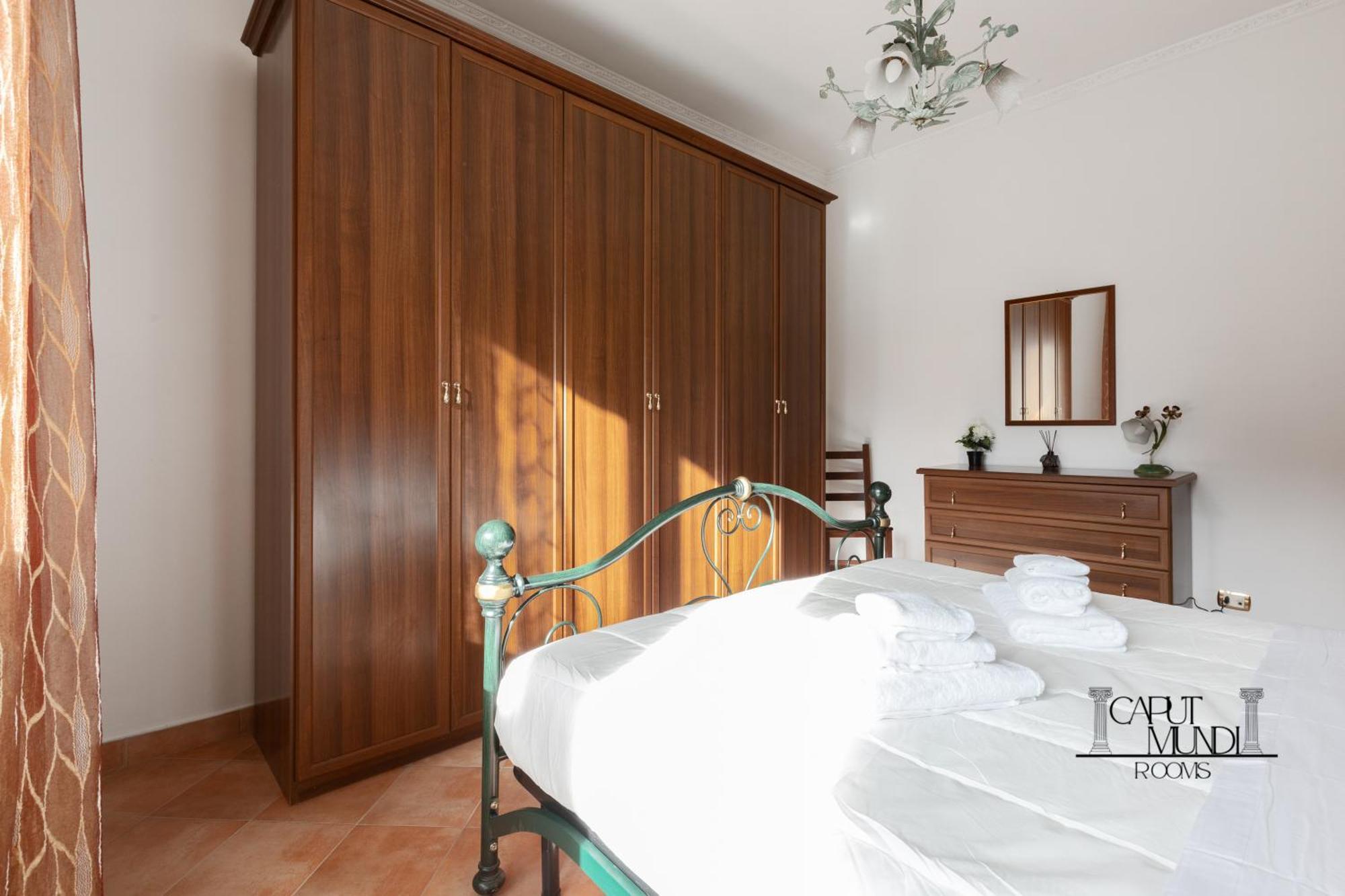 Caput Mundi Rooms - 100Mt To Metro A, Terrace, A-C, 15 Min To Center Rome Buitenkant foto