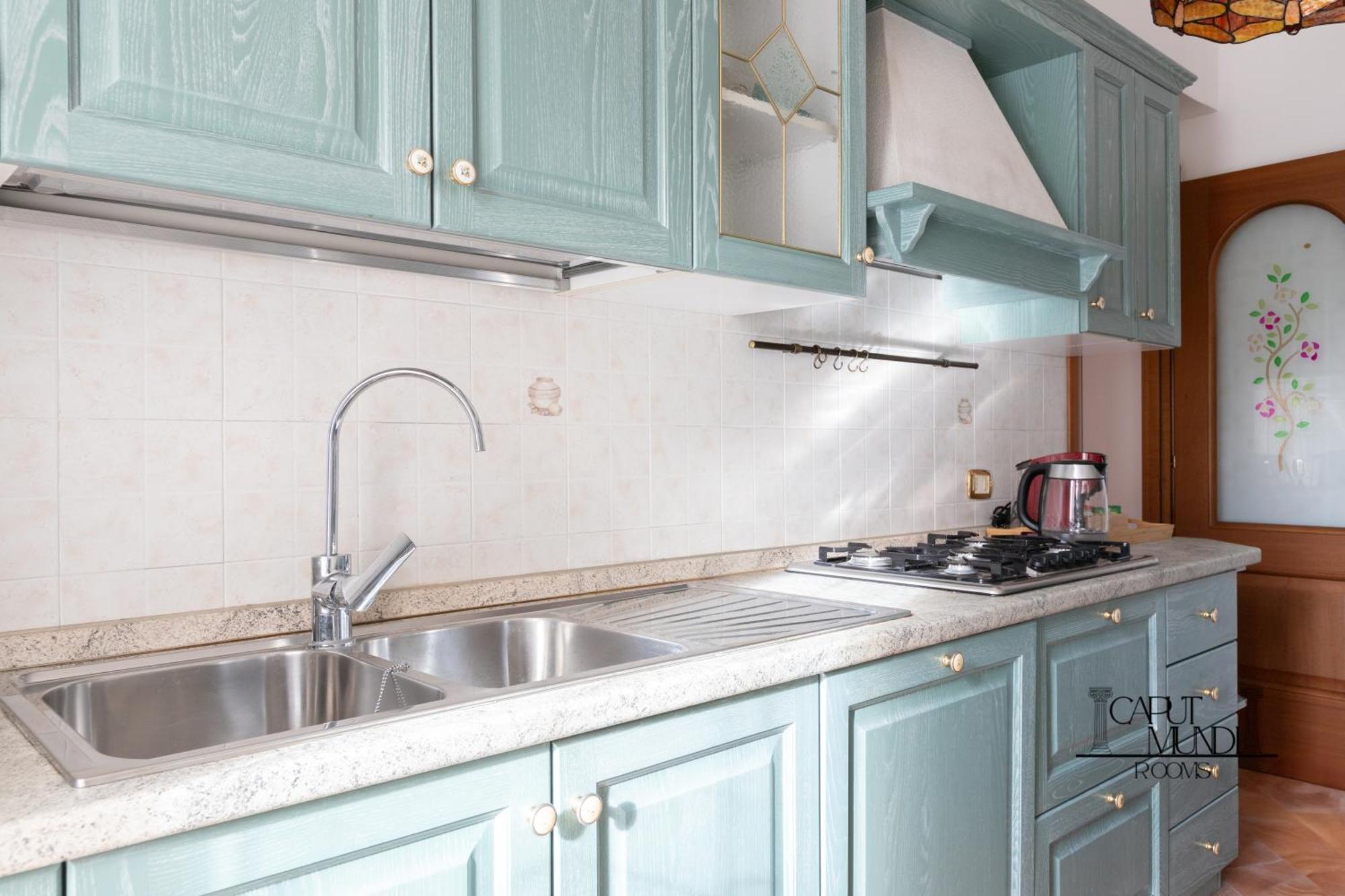 Caput Mundi Rooms - 100Mt To Metro A, Terrace, A-C, 15 Min To Center Rome Buitenkant foto