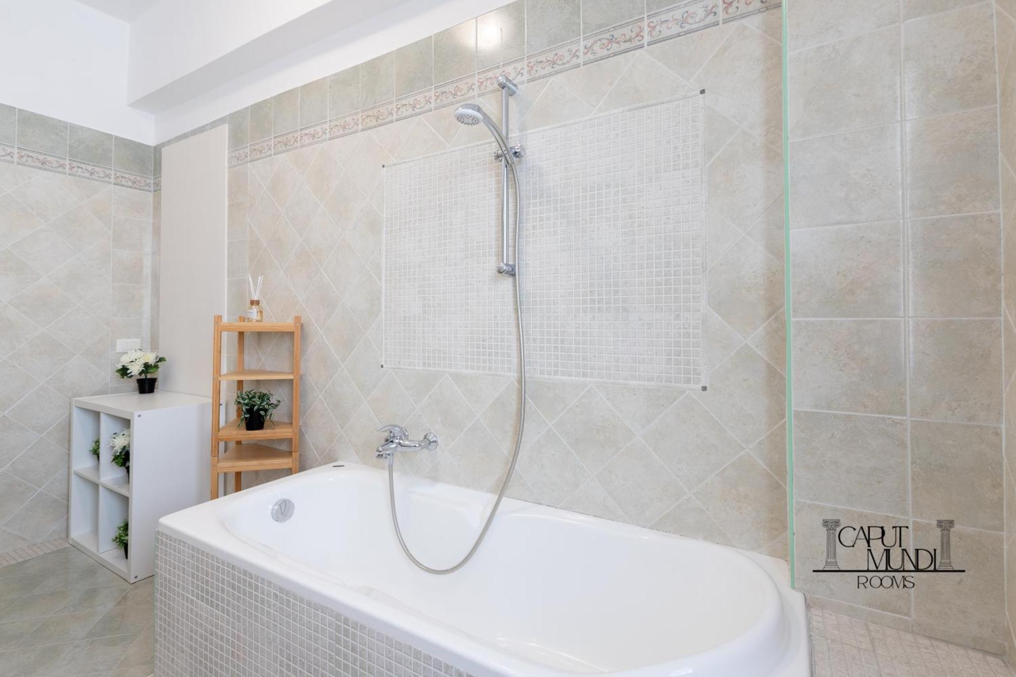 Caput Mundi Rooms - 100Mt To Metro A, Terrace, A-C, 15 Min To Center Rome Buitenkant foto
